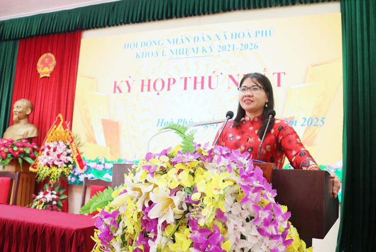 Xã Hòa Phú: Tổ chức thành công Kỳ họp thứ nhất HĐND xã khóa I, nhiệm kỳ 2021-2026- Ảnh 2.
