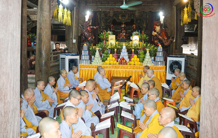 Xã Quốc Oai: Hành lễ thỉnh chuông- trống Bát Nhã cầu nguyện Quốc thái dân an, nhân dịp chính thức vận hành mô hình chính quyền địa phương mới- Ảnh 4.