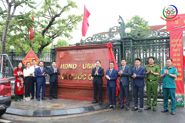 Xã Quốc Oai, trang trọng tổ chức lễ cắt băng khai trương cổng trụ sở Đảng uỷ –HĐND– UBND xã- Ảnh 4.