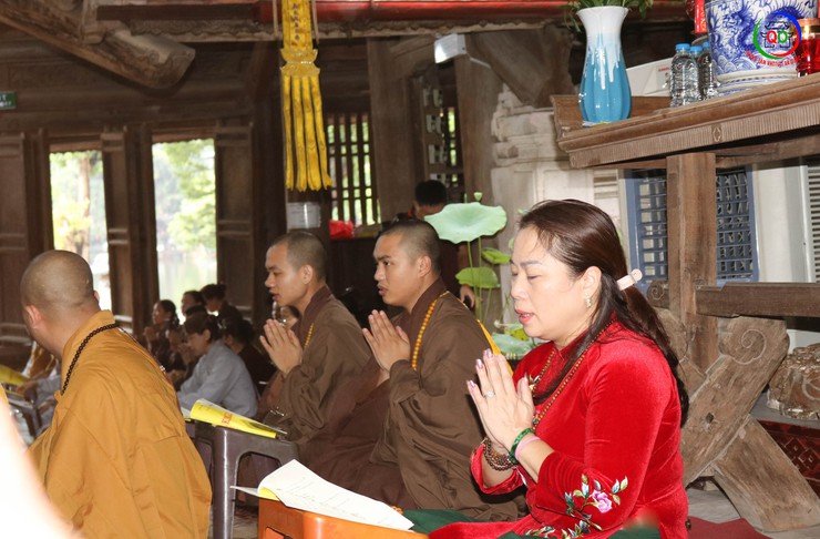 Xã Quốc Oai: Hành lễ thỉnh chuông- trống Bát Nhã cầu nguyện Quốc thái dân an, nhân dịp chính thức vận hành mô hình chính quyền địa phương mới- Ảnh 5.