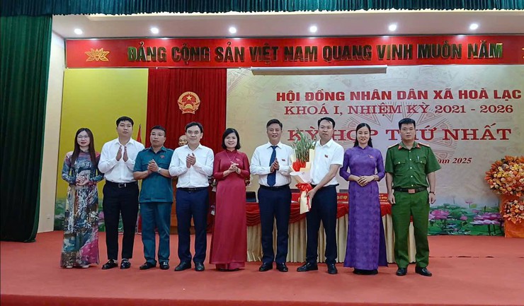 HĐND xã Hòa Lạc khóa I, nhiệm kỳ 2021–2026 tổ chức kỳ họp thứ nhất – Dấu mốc quan trọng sau sắp xếp đơn vị hành chính- Ảnh 5.