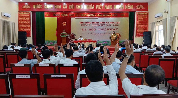 HĐND xã Hòa Lạc khóa I, nhiệm kỳ 2021–2026 tổ chức kỳ họp thứ nhất – Dấu mốc quan trọng sau sắp xếp đơn vị hành chính- Ảnh 4.
