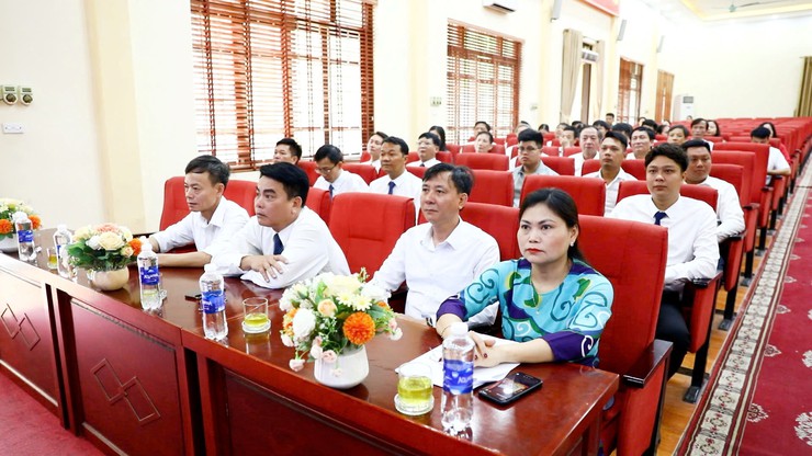 Hà Nội công bố quyết định thành lập 126 xã, phường mới sau sắp xếp đơn vị hành chính cấp xã- Ảnh 2.