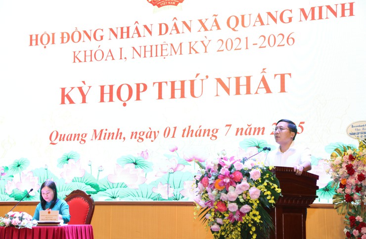 Kỳ họp thứ nhất HĐND xã Quang Minh nhiệm kỳ 2021-2026 thông qua nhiều nghị quyết quan trọng- Ảnh 2.