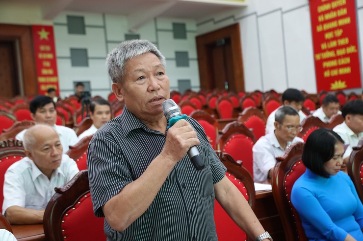 Kỳ họp thứ nhất HĐND xã Quang Minh nhiệm kỳ 2021-2026 thông qua nhiều nghị quyết quan trọng- Ảnh 8.
