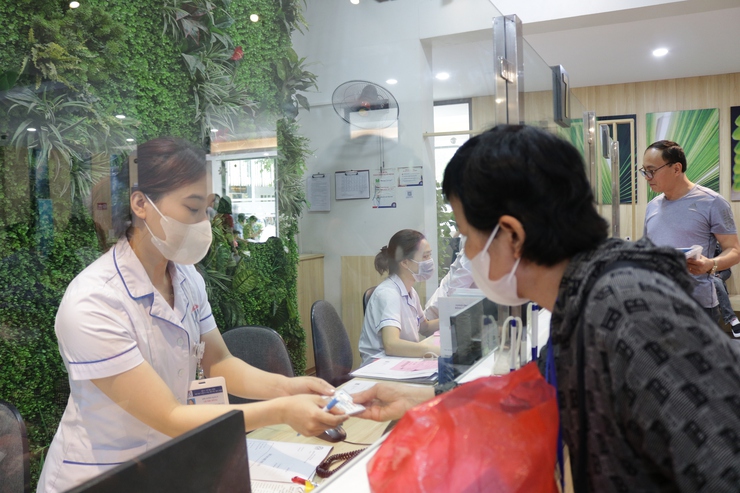 Đảm bảo quyền lợi của người tham gia khám, chữa bệnh BHYT không bị gián đoạn- Ảnh 1.