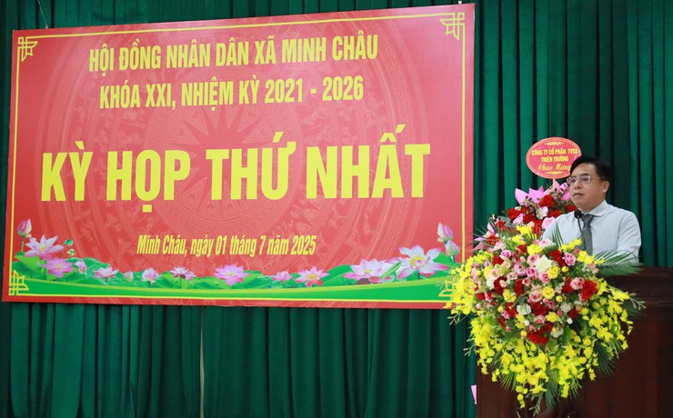 Kỳ họp thứ Nhất- Hội đồng Nhân dân xã Minh Châu thông qua nhiều nội dung quan trọng- Ảnh 3.