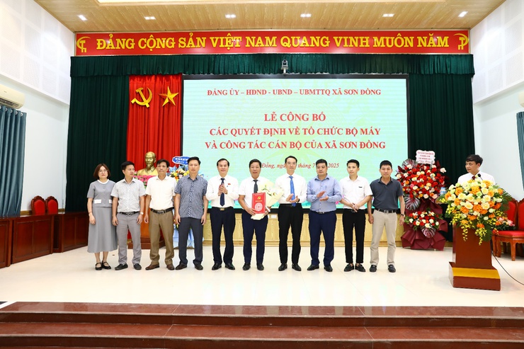 Sơn Đồng công bố các Quyết định về tổ chức bộ máy và công tác cán bộ- Ảnh 14.