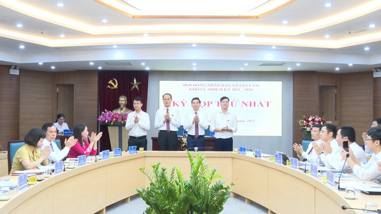 HĐND xã Gia Lâm tổ chức kỳ họp thứ nhất, khóa I, nhiệm kỳ 2021–2026- Ảnh 3.