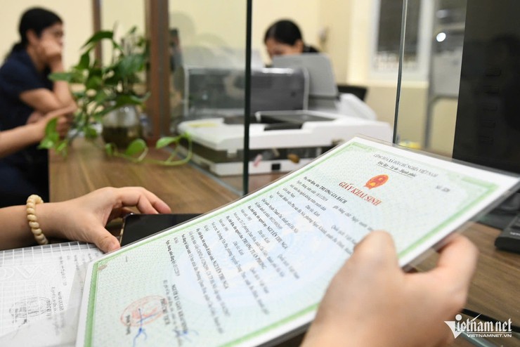 Chỉ 20 phút đã xong thủ tục hành chính ở phường mới của Hà Nội- Ảnh 3.