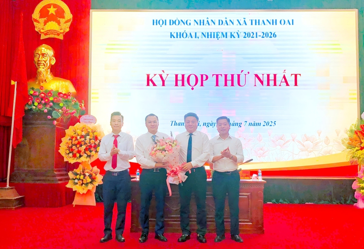 HĐND xã Thanh Oai kiện toàn tổ chức, vận hành bộ máy mới- Ảnh 6.