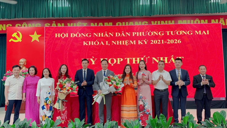 HĐND phường Tương Mai tổ chức Kỳ họp thứ nhất
khoá I, Nhiệm kỳ 2021-2026
- Ảnh 2.