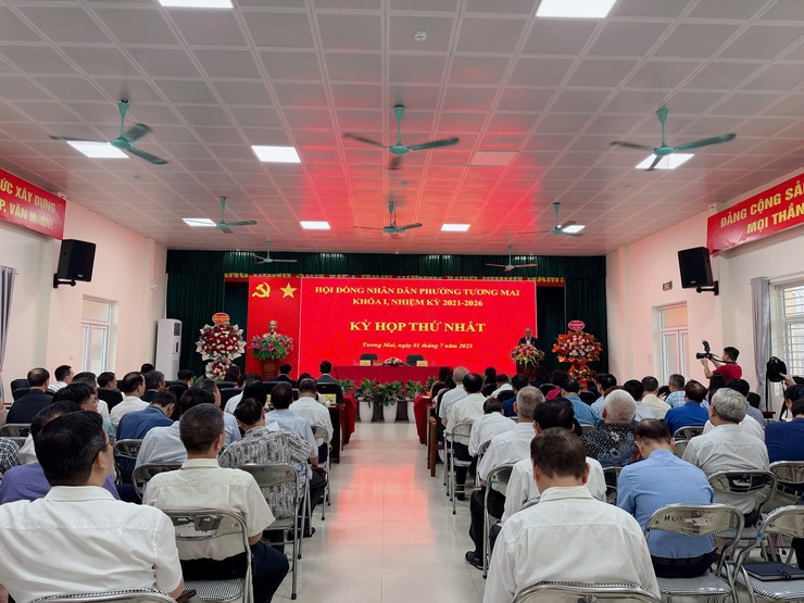 HĐND phường Tương Mai tổ chức Kỳ họp thứ nhất
khoá I, Nhiệm kỳ 2021-2026
- Ảnh 8.