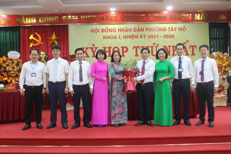 HĐND phường Tây Mỗ khai mạc kỳ họp thứ Nhất
khóa I, nhiệm kỳ 2021-2026.- Ảnh 5.