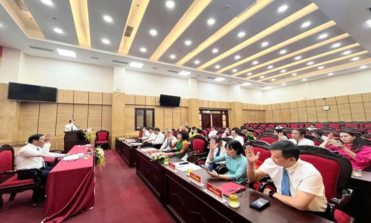 HĐND Phường Ngọc Hà tổ chức thành công kỳ họp thứ nhất  khóa I, nhiệm kỳ 2021-2026- Ảnh 2.