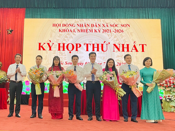 KỲ HỌP THỨ NHẤT - HĐND XÃ SÓC SƠN, KHÓA I, NHIỆM KỲ 2021 – 2026.- Ảnh 2.