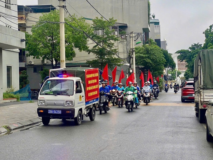 Phường Lĩnh Nam ra quân tuyên truyền về thành lập chính quyền 02 cấp- Ảnh 4.