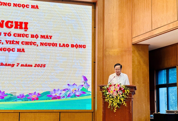 Đảng ủy phường Ngọc Hà tổ chức hội nghị thông báo cơ cấu tổ chức bộ máy và gặp mặt cán bộ, công chức, viên chức, người lao động- Ảnh 4.