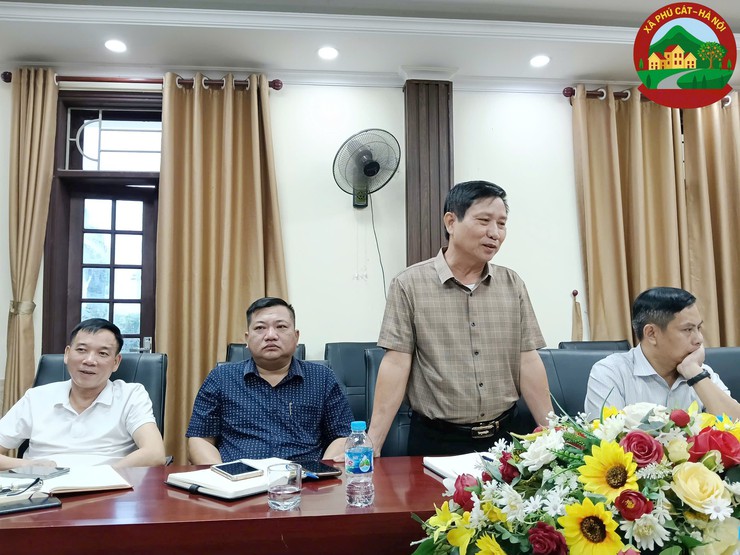 Tiểu ban Văn kiện Đại hội Đảng bộ xã Phú Cát khóa I họp triển khai kế hoạch xây dựng văn kiện đại hội- Ảnh 4.