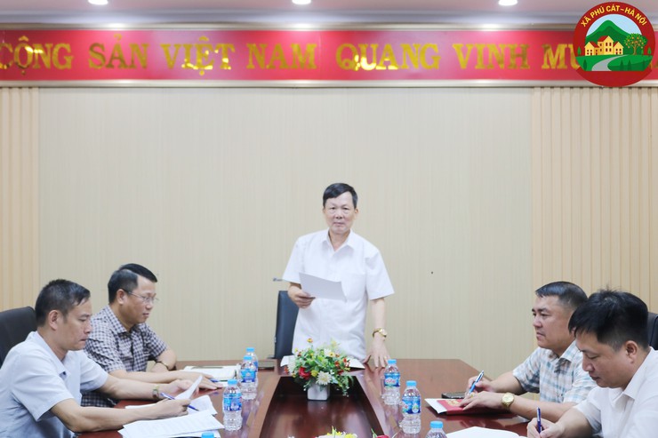 Tiểu ban Văn kiện Đại hội Đảng bộ xã Phú Cát khóa I họp triển khai kế hoạch xây dựng văn kiện đại hội- Ảnh 2.