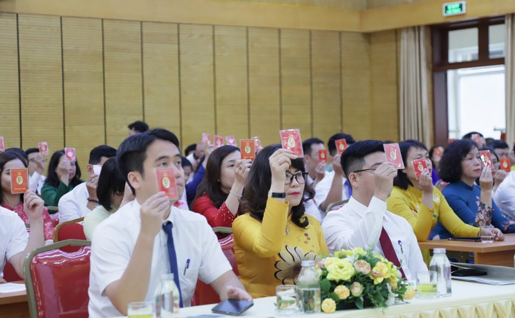 Đại hội Đảng bộ các cơ quan Đảng phường Hoàn Kiếm, Đại hội của “ĐOÀN KẾT – DÂN CHỦ - KỶ CƯƠNG – PHÁT TRIỂN”- Ảnh 9.
