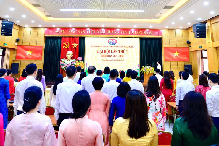 Đại hội Đảng bộ các cơ quan Đảng phường Hoàn Kiếm, Đại hội của “ĐOÀN KẾT – DÂN CHỦ - KỶ CƯƠNG – PHÁT TRIỂN”- Ảnh 2.