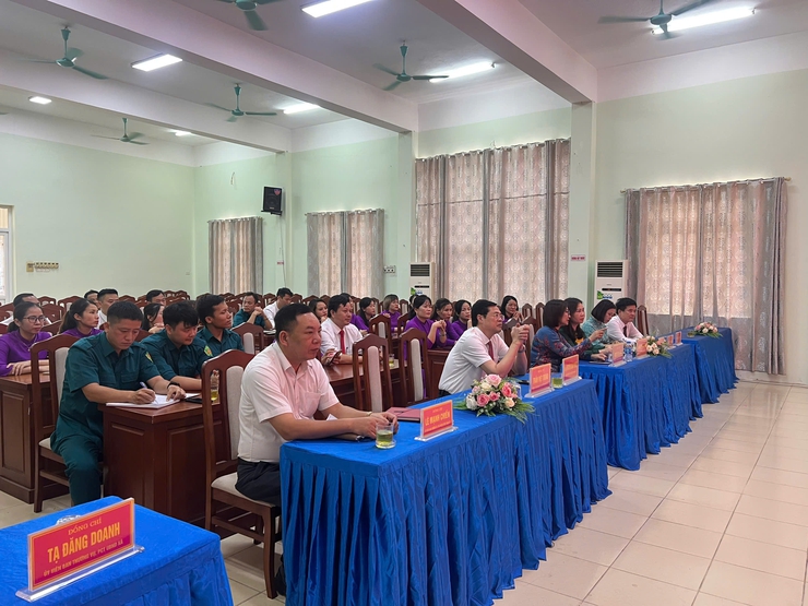 UBND xã Ngọc Hồi: Công bố quyết định thành lập Chi bộ Quân sự xã- Ảnh 1.