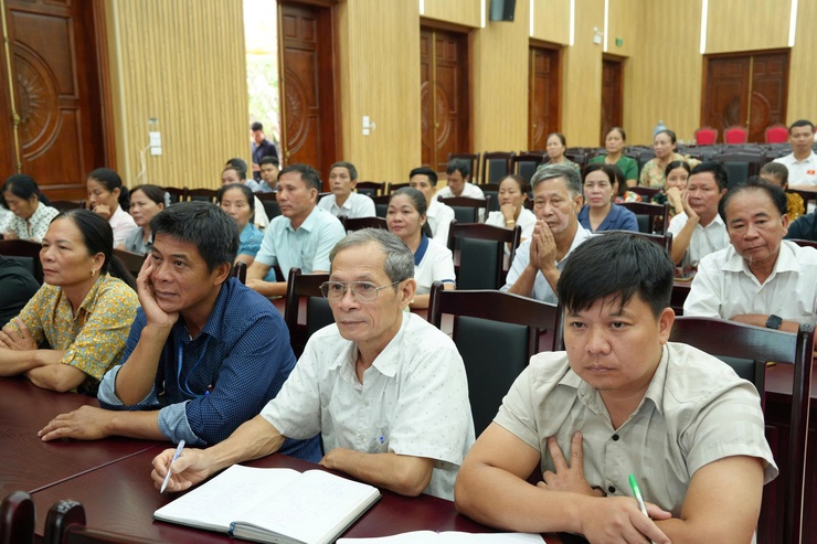 Xã Thanh Oai: Kiên quyết xử lý nghiêm vi phạm về đất đai, xây dựng với tinh thần "quyết liệt, không có vùng cấm"- Ảnh 3.
