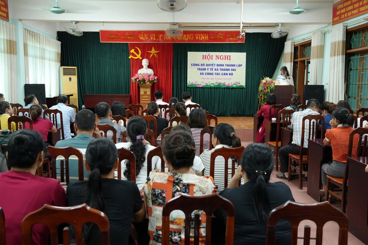 Xã Thanh Oai: Công bố Quyết định thành lập Trạm y tế xã và công tác cán bộ- Ảnh 1.