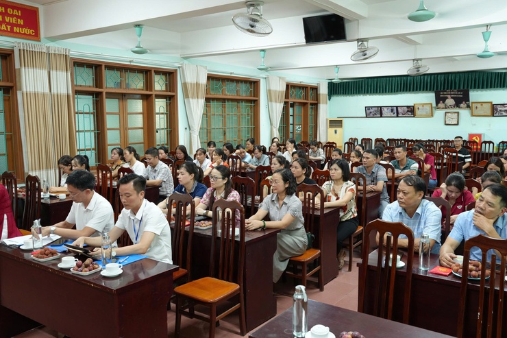 Xã Thanh Oai: Công bố Quyết định thành lập Trạm y tế xã và công tác cán bộ- Ảnh 2.
