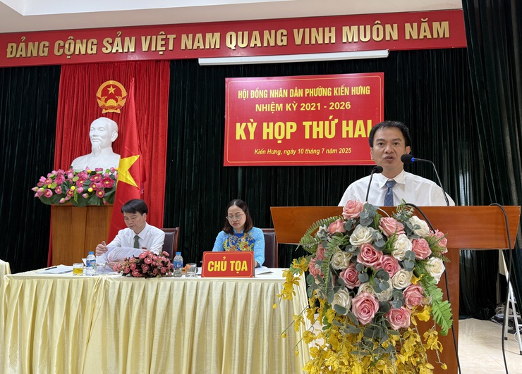 Kỳ họp thứ hai HĐND phường Kiến Hưng nhiệm kỳ 2021- 2026 thành công tốt đẹp- Ảnh 2.