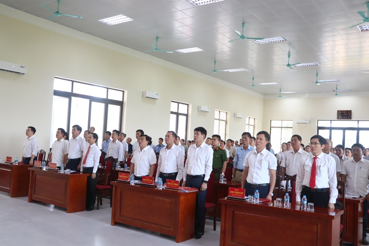 Kỳ họp thứ hai Hội đồng nhân dân xã Bất Bạt thông qua 3 nghị quyết.- Ảnh 1.