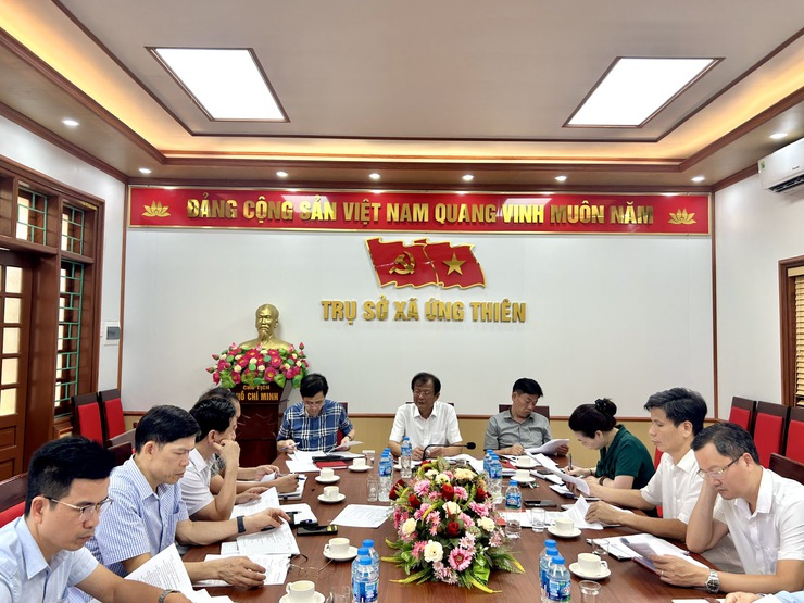 Tiểu ban Văn kiện Đại hội Đại biểu Đảng bộ xã Ứng Thiên tổ chức Hội nghị triển khai nhiệm vụ- Ảnh 9.