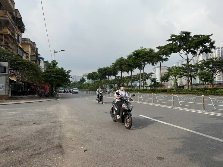 Thông tin dự báo thời tiết ngày 10/7 tại Hà Nội chiều và đêm có mưa rào và dông, cục bộ có mưa to- Ảnh 1.