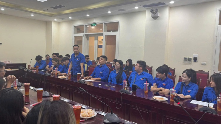 Hội nghị gặp mặt Bí thư chi đoàn - Triển khai nhiệm vụ công tác 6 tháng cuối năm 2025- Ảnh 3.