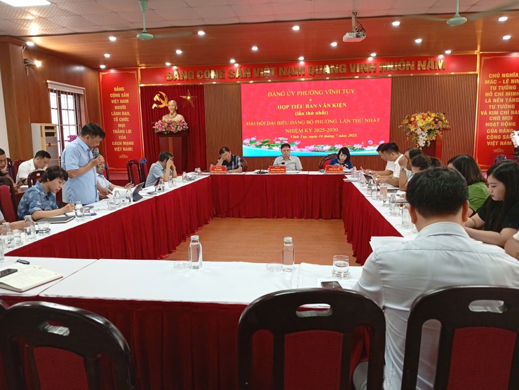 Hội nghị Tiểu ban Văn kiện Đại hội Đảng bộ phường lần thứ I, nhiệm kỳ 2025 - 2030 thành công tốt đẹp- Ảnh 2.