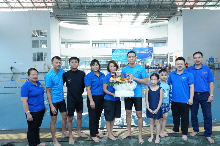 CHI ĐOÀN THANH NIÊN TỔ DÂN PHỐ SỐ 1- CỰ KHÊ, XÃ BÌNH MINH TỔ CHỨC LỚP DẠY BƠI MIỄN PHÍ CHO THIẾU NHI MÙA HÈ 2025- Ảnh 4.