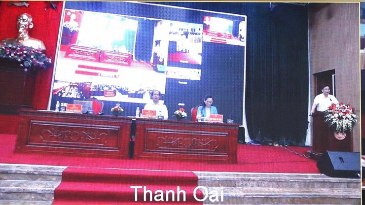 Đoàn đại biểu Quốc hội Thành phố Hà Nội tiếp xúc cử tri sau Kỳ họp thứ 9, Quốc hội khoá XV theo hình thức  trực tiếp và trực tuyến- Ảnh 4.