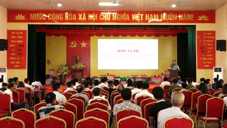 Xã Hương Sơn thành lập mới các Đảng bộ, chi bộ trực thuộc Đảng ủy xã
- Ảnh 1.