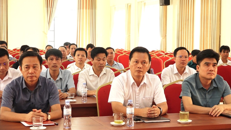 Xã Hương Sơn thành lập mới các Đảng bộ, chi bộ trực thuộc Đảng ủy xã
- Ảnh 3.