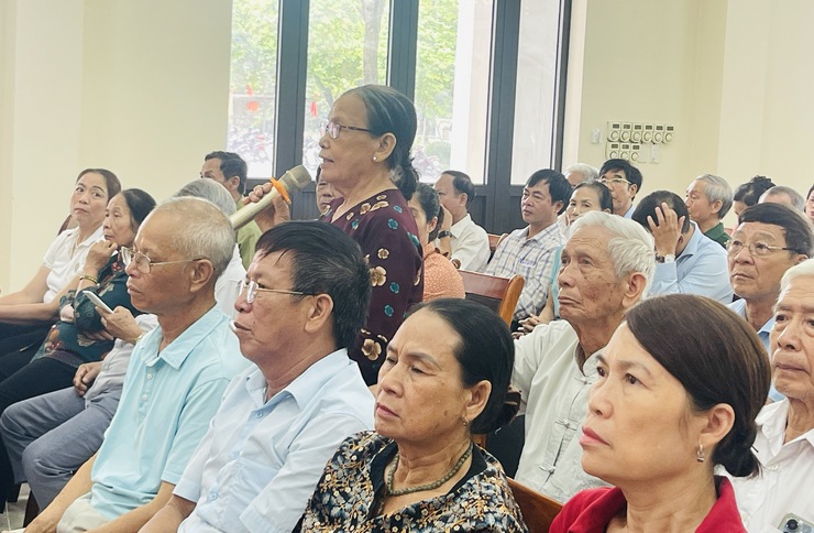 Hội nghị tiếp xúc cử tri sau kỳ họp thứ Nhất HĐND xã Thiên Lộc khoá I, nhiệm kỳ 2021 - 2026- Ảnh 6.