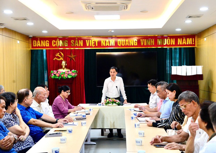 Phường Hoàn Kiếm: Gặp mặt cán bộ 72 Tổ dân phố, lắng nghe ý kiến từ cơ sở- Ảnh 7.