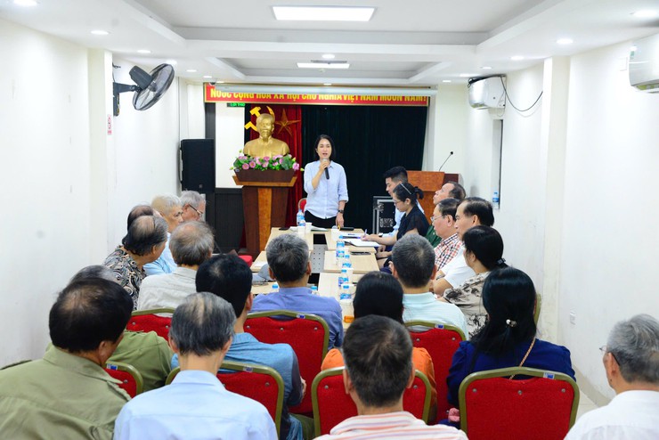 Phường Hoàn Kiếm: Gặp mặt cán bộ 72 Tổ dân phố, lắng nghe ý kiến từ cơ sở- Ảnh 3.