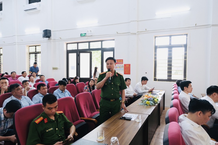 XÃ NỘI BÀI TRIỂN KHAI NHIỆM VỤ TRỌNG TÂM CÔNG TÁC XÂY DỰNG ĐẢNG, HỆ THỐNG CHÍNH TRỊ, KINH TẾ-XÃ HỘI, AN NINH QUỐC PHÒNG 6 THÁNG CUỐI NĂM 2025, KẾ HOẠCH VẬN ĐỘNG QUỸ "ĐỀN ƠN ĐÁP NGHĨA" VÀ QUỸ "VÌ NGƯỜI NGHÈO" NĂM 2025- Ảnh 7.