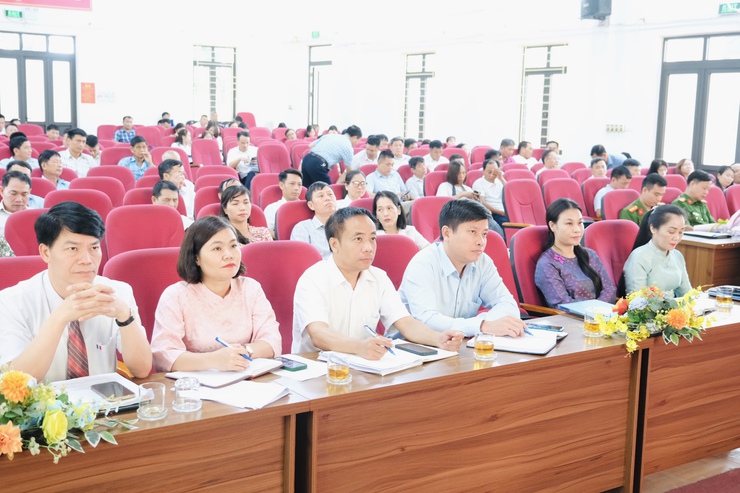 XÃ NỘI BÀI TRIỂN KHAI NHIỆM VỤ TRỌNG TÂM CÔNG TÁC XÂY DỰNG ĐẢNG, HỆ THỐNG CHÍNH TRỊ, KINH TẾ-XÃ HỘI, AN NINH QUỐC PHÒNG 6 THÁNG CUỐI NĂM 2025, KẾ HOẠCH VẬN ĐỘNG QUỸ "ĐỀN ƠN ĐÁP NGHĨA" VÀ QUỸ "VÌ NGƯỜI NGHÈO" NĂM 2025- Ảnh 10.