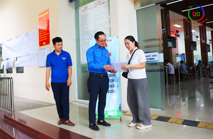Thanh niên xã Quốc Oai xung kích hỗ trợ vận hành mô hình chính quyền địa phương hai cấp- Ảnh 6.
