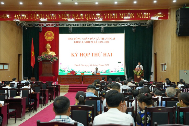 Kỳ họp thứ hai HĐND xã Thanh Oai khóa I thông qua 11 chỉ tiêu phát triển kinh tế xã hội 6 tháng cuối năm 2025- Ảnh 4.