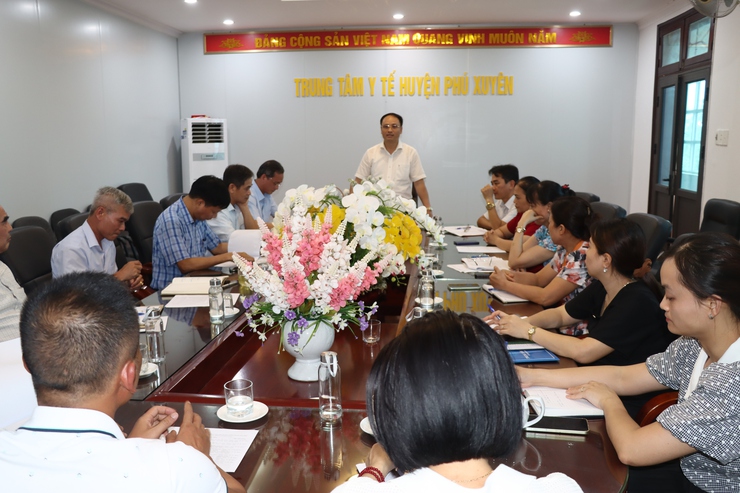 Thường trực Đảng uỷ xã làm việc với Trạm y tế xã- Ảnh 2.