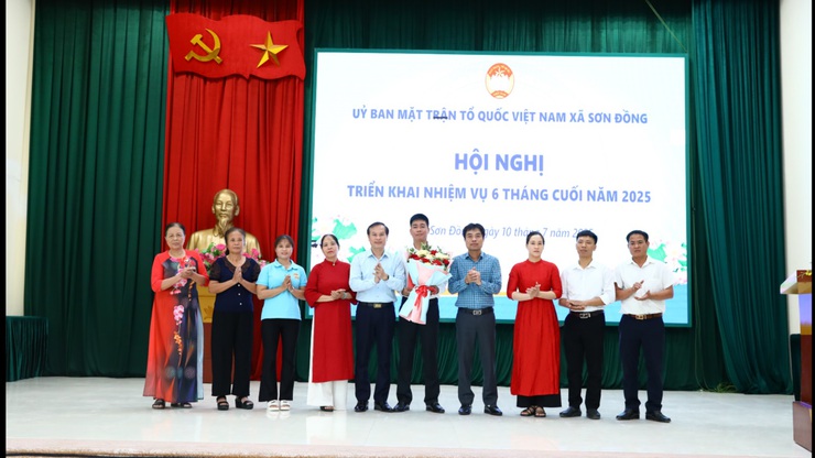 Mặt trận Tổ quốc xã Sơn Đồng triển khai kế hoạch 6 tháng cuối năm 2025- Ảnh 6. Mặt trận Tổ quốc xã Sơn Đồng triển khai kế hoạch 6 tháng cuối năm 2025- Ảnh 6.