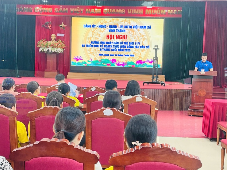 Xã Vĩnh Thanh tổ chức hội nghị hưởng ứng Ngày Dân số Thế giới 11/7, triển khai nhiệm vụ công tác dân số 6 tháng cuối năm 2025.- Ảnh 5.